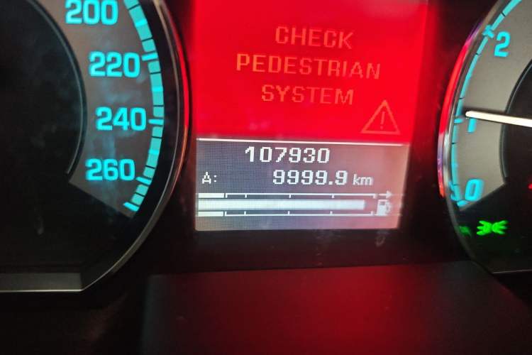 Used Jaguar XF 2009 XF 3.0L V6 Luxury Edition Odometer Close Up