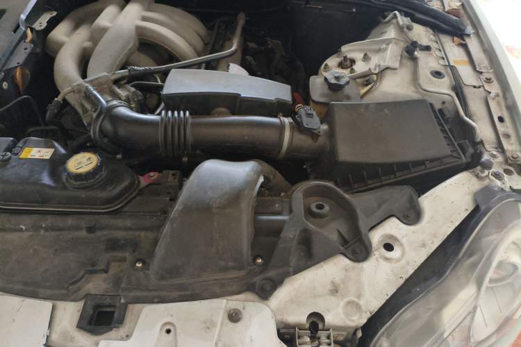 Used Jaguar XF 2009 XF 3.0L V6 Luxury Edition Engine Bay Left