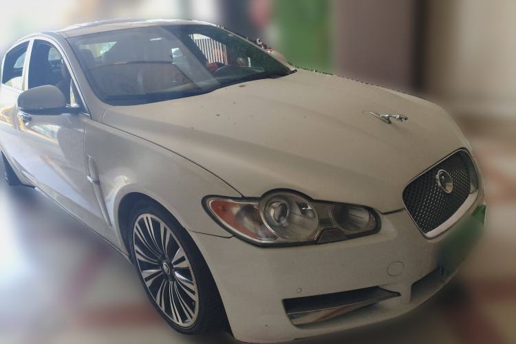 Used Jaguar XF 2009 XF 3.0L V6 Luxury Edition Front Right 45 Deg