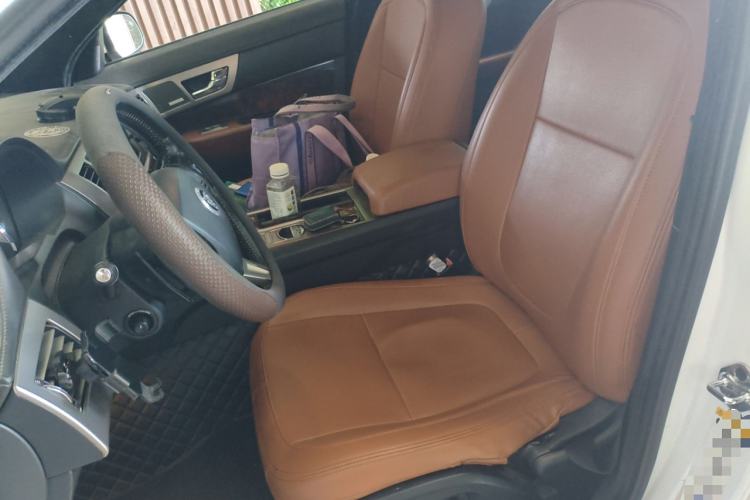 Used Jaguar XF 2009 XF 3.0L V6 Luxury Edition Left Front Seat