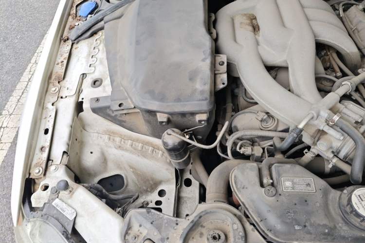 Used Jaguar XF 2011 XF 3.0 V6 75th Anniversary Edition Engine Bay Right