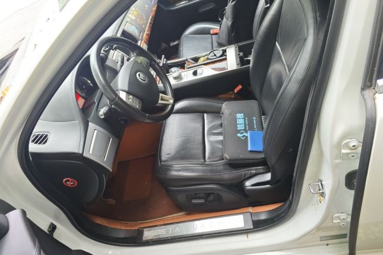 Used Jaguar XF 2011 XF 3.0 V6 75th Anniversary Edition Left Front Seat