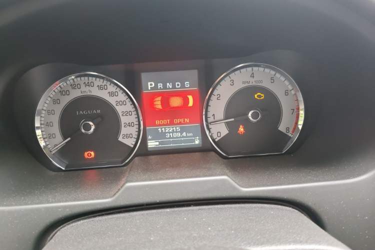 Used Jaguar XF 2011 XF 3.0 V6 75th Anniversary Edition Odometer Close Up