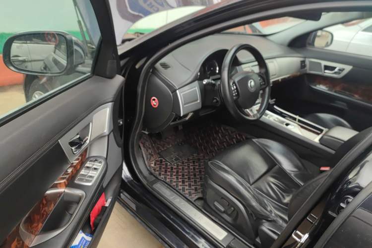 Used Jaguar XF 2012 XF 3.0L V6 Prestige Edition Driver Seat