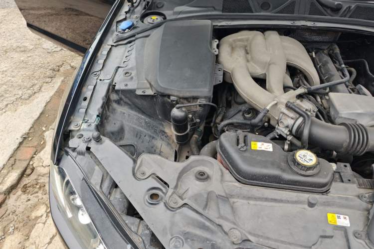 Used Jaguar XF 2012 XF 3.0L V6 Luxury Edition Engine Bay Right