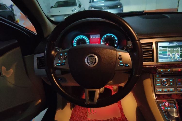 Used Jaguar XF 2012 XF 3.0L V6 Luxury Edition Steering Wheel