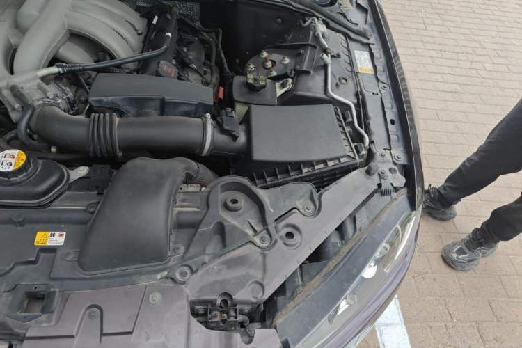 Used Jaguar XF 2012 XF 3.0L V6 London Limited Edition Engine Bay Left