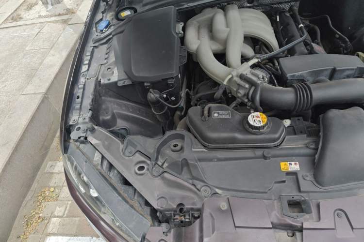 Used Jaguar XF 2012 XF 3.0L V6 London Limited Edition Engine Bay Right