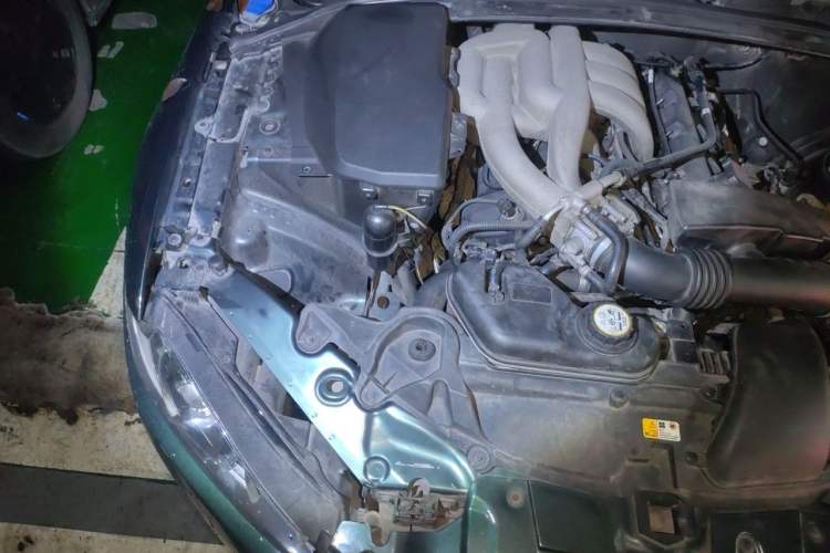Used Jaguar XF 2012 XF 3.0L V6 Luxury Edition Engine Bay Right