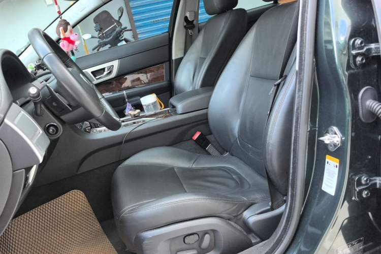 Used Jaguar XF 2012 XF 3.0L V6 Prestige Edition Left Front Seat