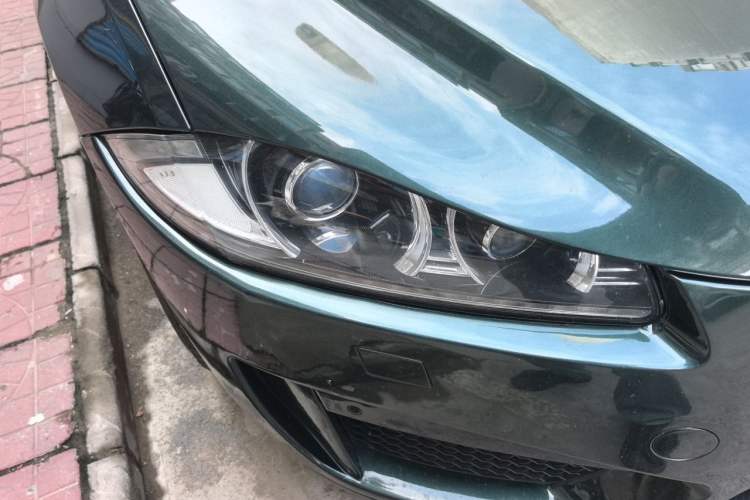 Used Jaguar XF 2012 XF 3.0L V6 Prestige Edition Right Front Headlight