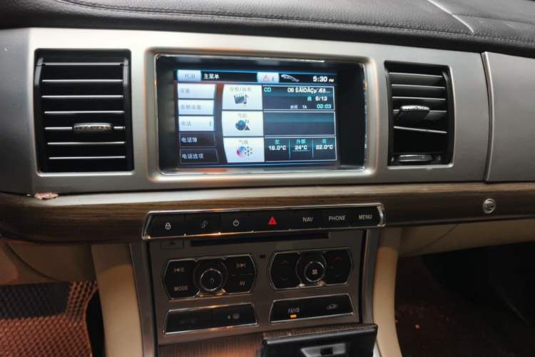 Used Jaguar XF 2012 XF 3.0L V6 Prestige Edition Audio And AC Panel