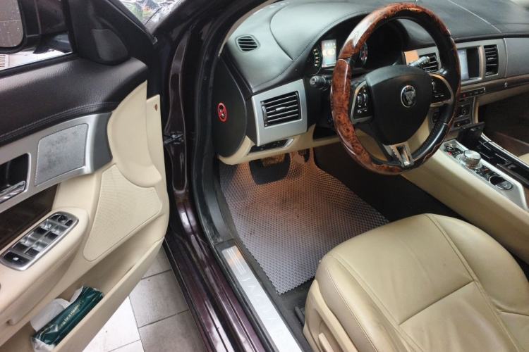 Used Jaguar XF 2012 XF 3.0L V6 Prestige Edition Driver Seat