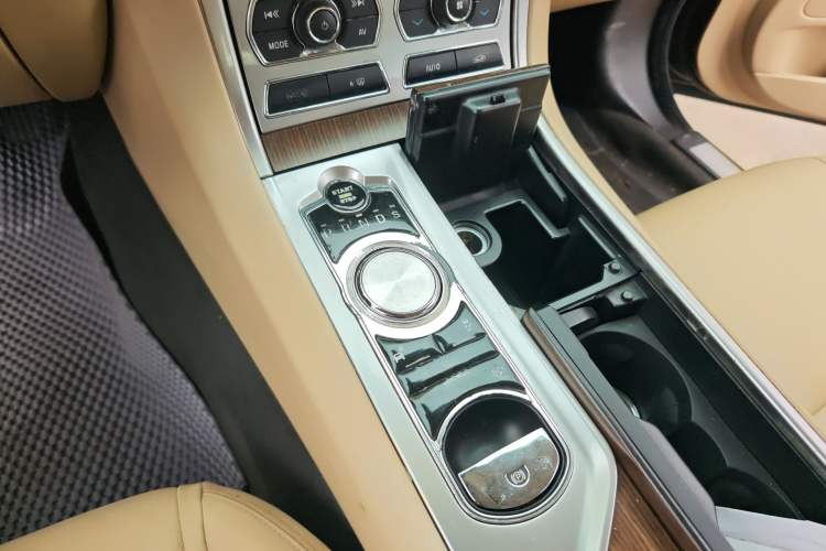 Used Jaguar XF 2012 XF 3.0L V6 Prestige Edition Gear Lever