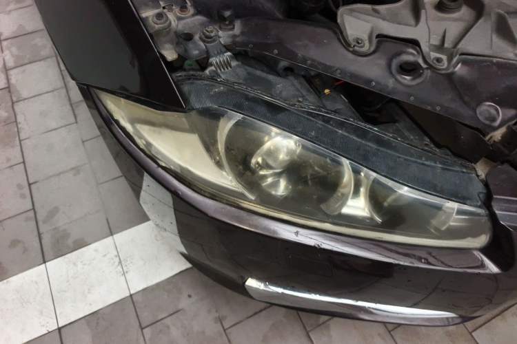 Used Jaguar XF 2012 XF 3.0L V6 Prestige Edition Right Front Headlight