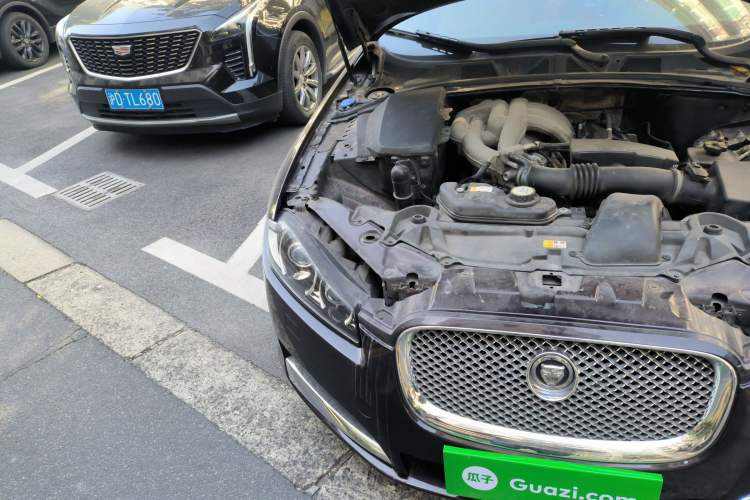Used Jaguar XF 2012 XF 3.0L V6 Prestige Edition Engine Bay Right