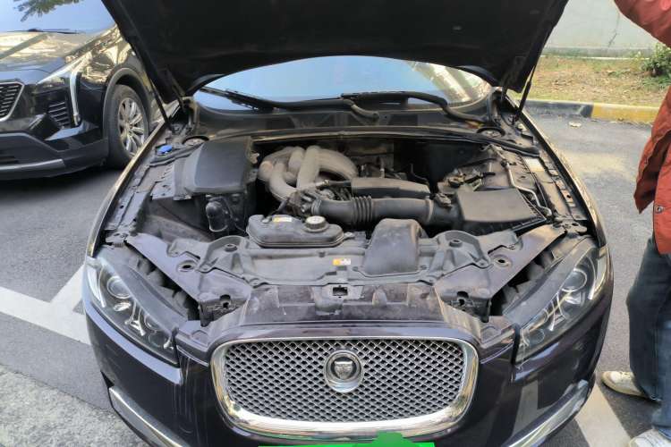 Used Jaguar XF 2012 XF 3.0L V6 Prestige Edition Engine Bay