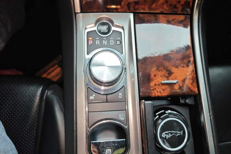 Used Jaguar XF 2012 XF 3.0L V6 Luxury Edition Gear Lever