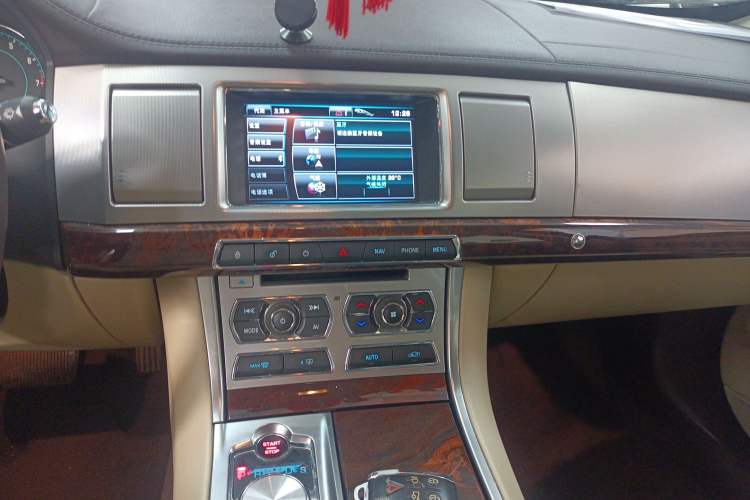Used Jaguar XF 2012 XF 3.0L V6 Luxury Edition Audio And AC Panel