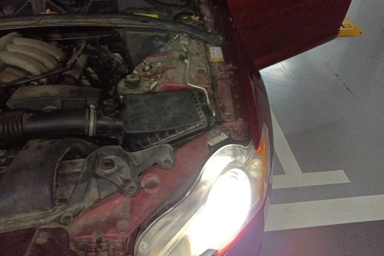 Used Jaguar XF 2012 XF 3.0L V6 Luxury Edition Engine Bay Left