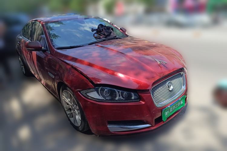 Used Jaguar XF 2012 XF 3.0L V6 Luxury Edition Front Right 45 Deg