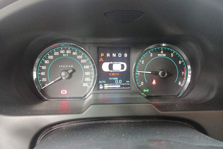 Used Jaguar XF 2012 XF 3.0L V6 Luxury Edition Odometer Close Up