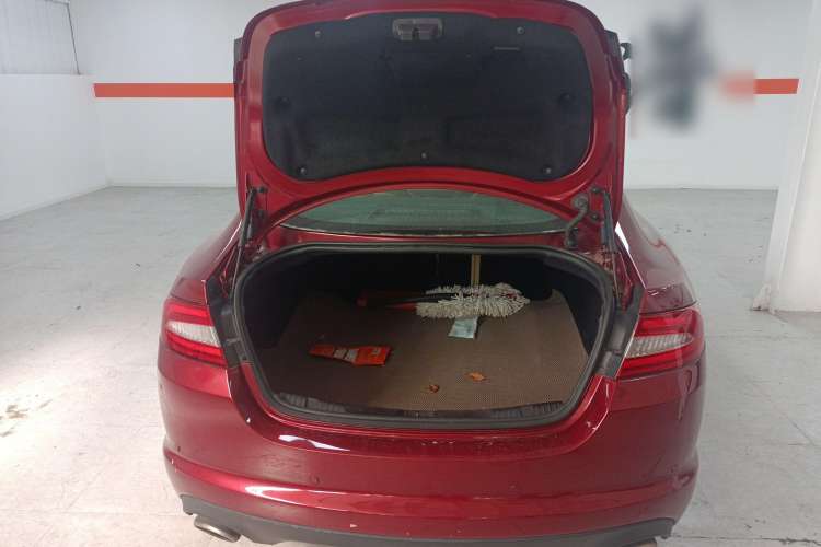 Used Jaguar XF 2012 XF 3.0L V6 Luxury Edition Trunk