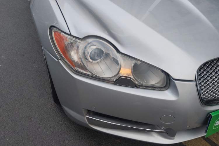 Used Jaguar XF 2012 XF 3.0L V6 Luxury Edition Right Front Headlight