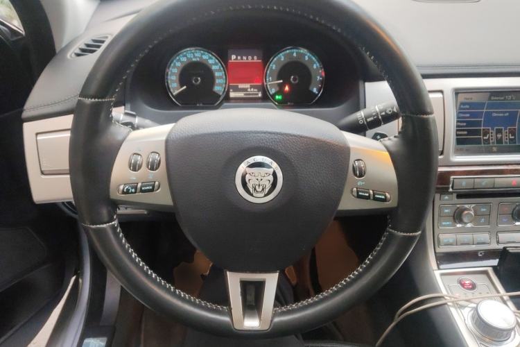 Used Jaguar XF 2012 XF 3.0L V6 Luxury Edition Steering Wheel