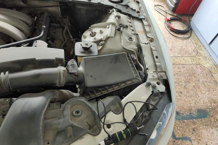 Used Jaguar XF 2012 XF 3.0L V6 Prestige Edition Engine Bay Left