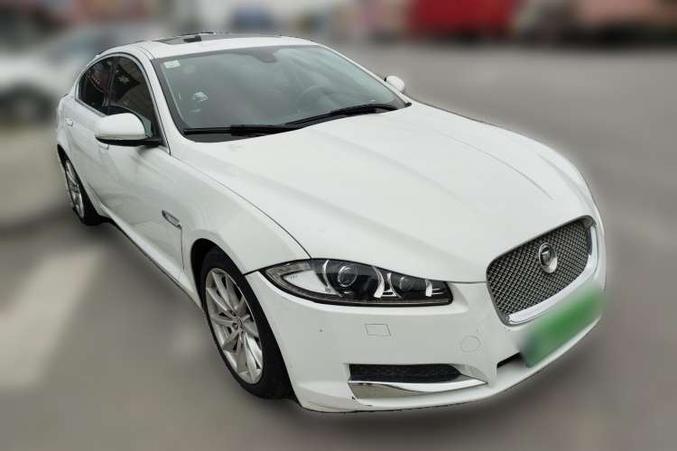 Used Jaguar XF 2012 XF 3.0L V6 London Limited Edition Front Right 45 Deg