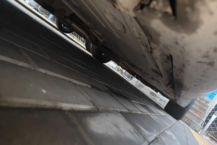 Used Jaguar XF 2013 XF 2.0T Luxury Edition Chassis Front Left