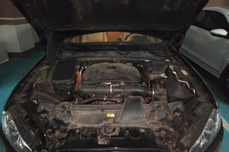 Used Jaguar XF 2013 XF 2.0T Cambridge Limited Edition Engine Bay