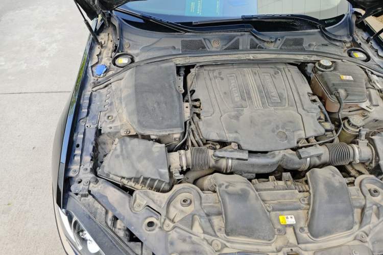 Used Jaguar XF 2013 XF 3.0 SC Luxury Edition Engine Bay Right