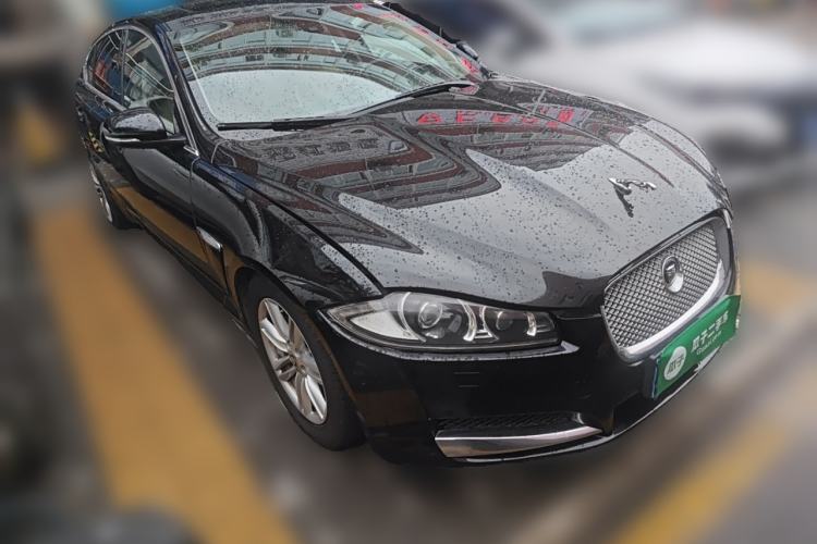 Used Jaguar XF 2013 XF 2.0T Luxury Edition Front Right 45 Deg