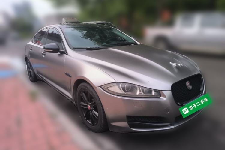 Used Jaguar XF 2013 XF 2.0T Luxury Edition Front Right 45 Deg
