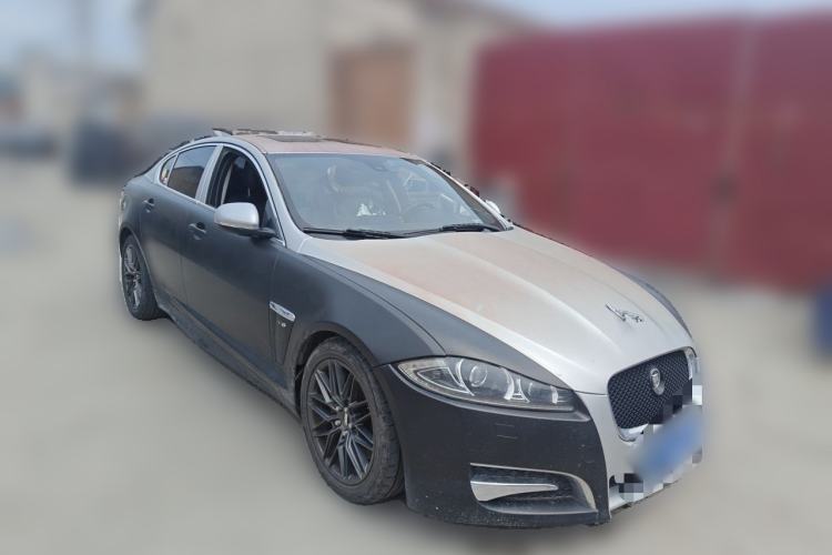 Used Jaguar XF 2013 XF 3.0 SC Prestige Edition Front Right 45 Deg