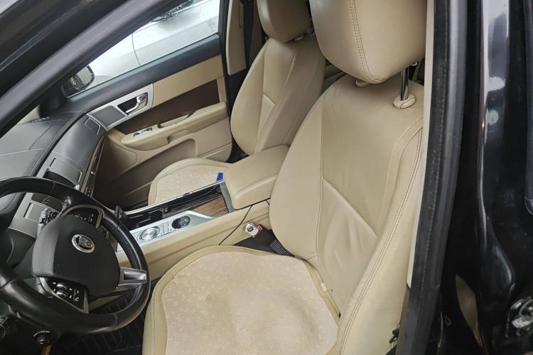 Used Jaguar XF 2013 XF 2.0T Luxury Edition Left Front Seat