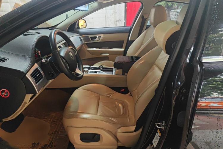 Used Jaguar XF 2013 XF 2.0T Luxury Edition Left Front Seat