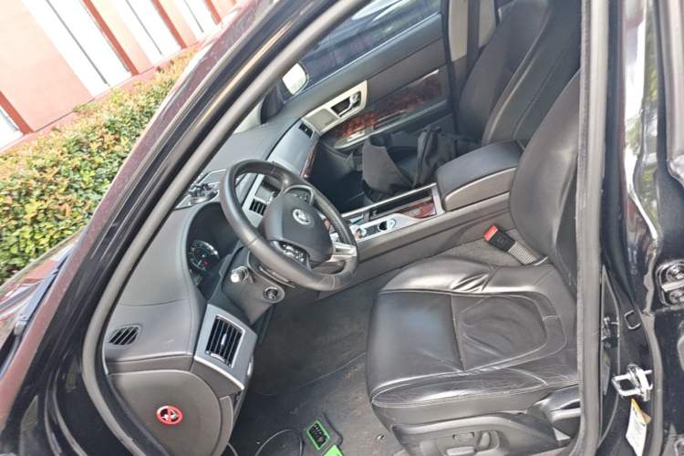 Used Jaguar XF 2013 XF 3.0 SC Luxury Edition Left Front Seat