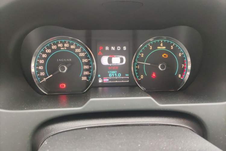 Used Jaguar XF 2013 XF 2.0T Luxury Edition Odometer Close Up