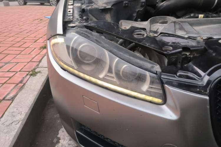 Used Jaguar XF 2013 XF 2.0T Luxury Edition Right Front Headlight