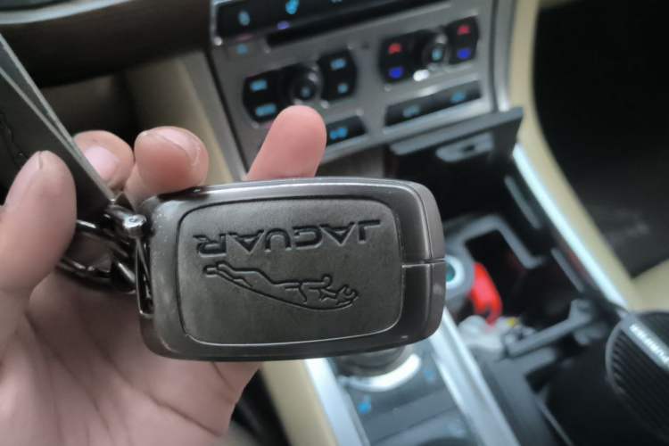 Used Jaguar XF 2013 XF 2.0T Luxury Edition Vehicle Key