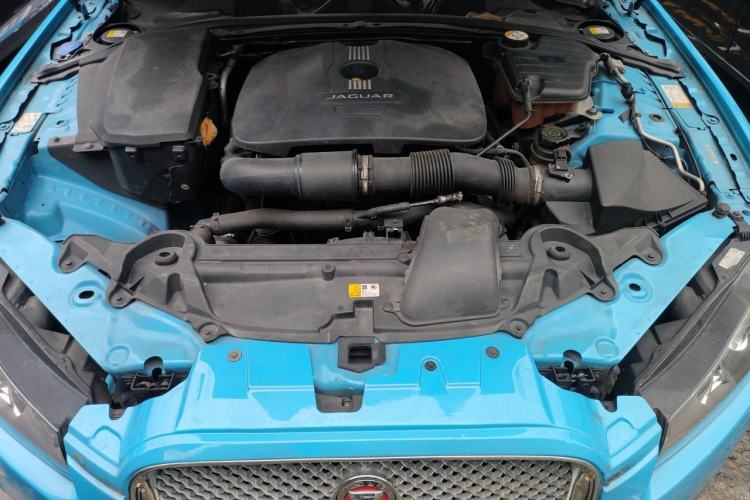 Used Jaguar XF 2013 XF 2.0T Luxury Edition Engine Bay