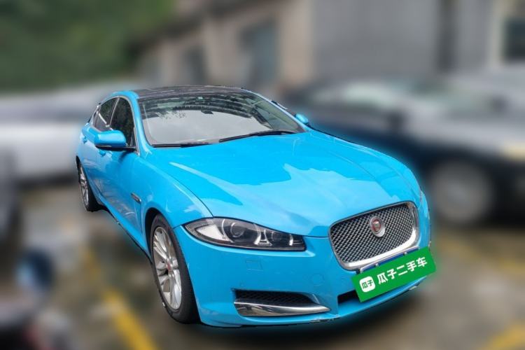 Used Jaguar XF 2013 XF 2.0T Luxury Edition Front Right 45 Deg
