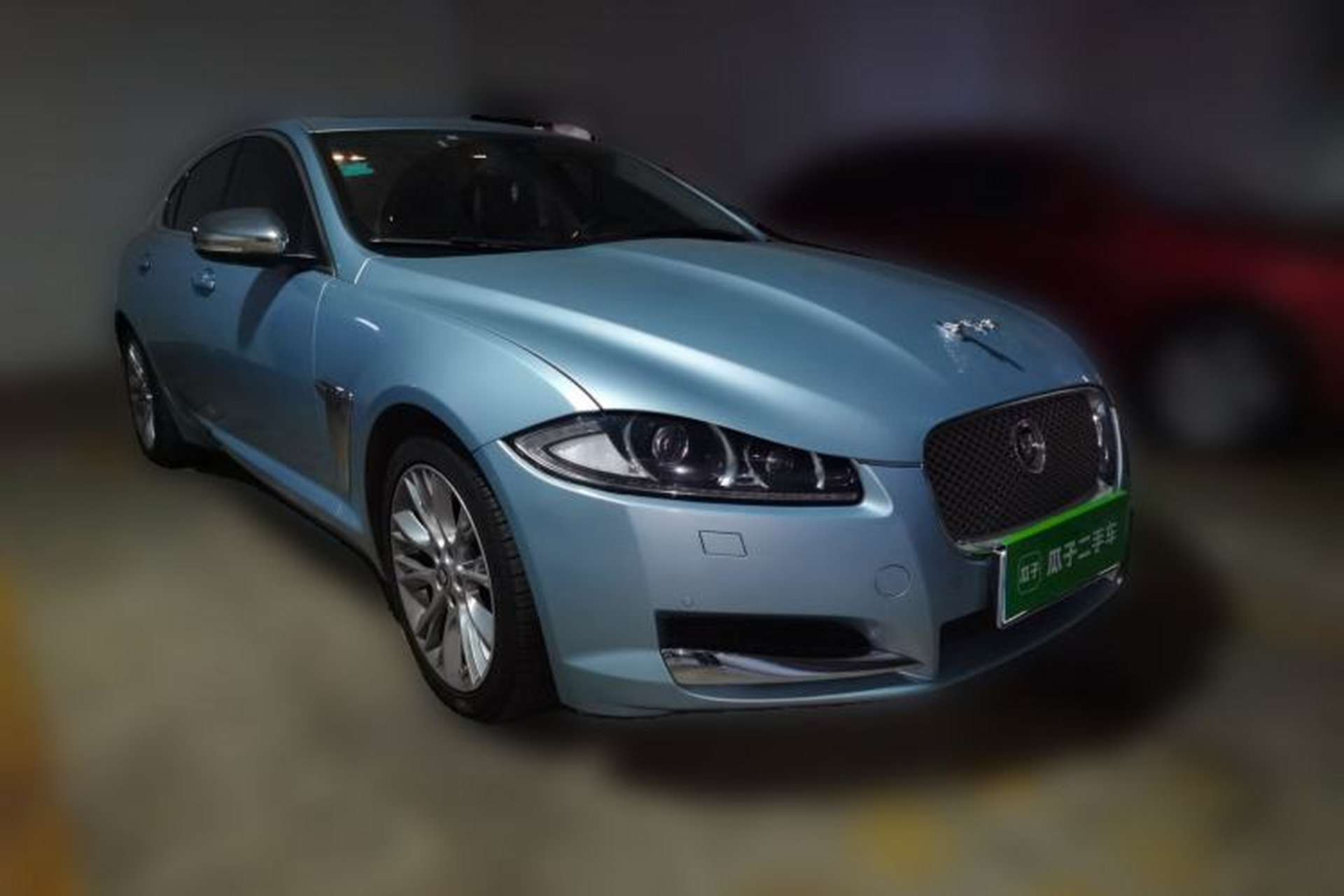 Used Jaguar XF 2013 XF 2.0T Luxury Edition Front Right 45 Deg