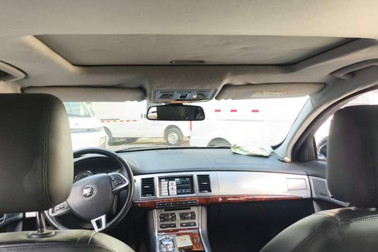 Used Jaguar XF 2013 XF 2.0T Luxury Edition Headliner