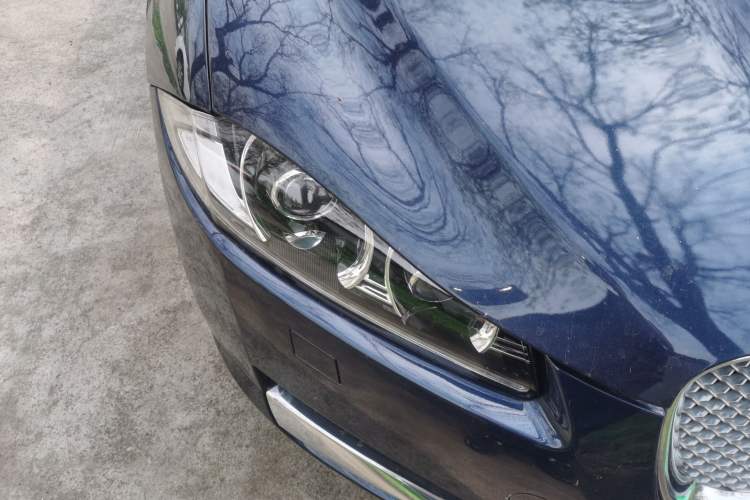 Used Jaguar XF 2013 XF 2.0T Luxury Edition Right Front Headlight