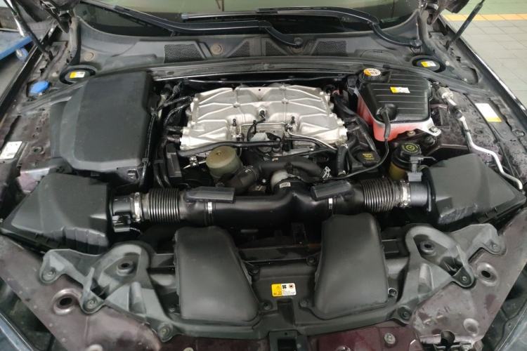 Used Jaguar XF 2013 XF 3.0 SC Prestige Edition Engine Bay