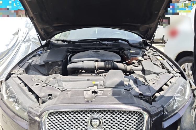 Used Jaguar XF 2013 XF 2.0T Luxury Edition Engine Bay